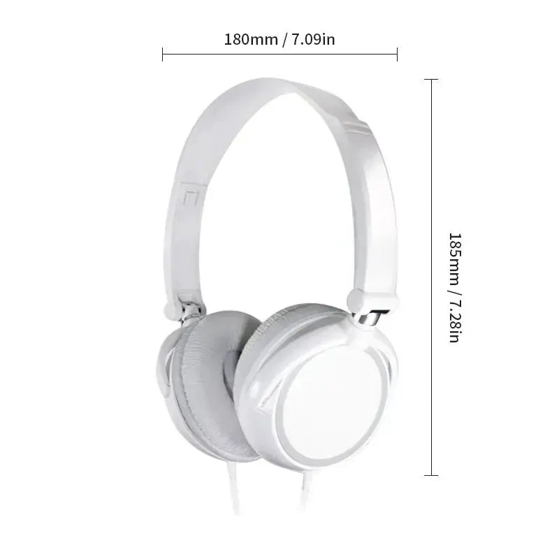 Wired over-ear headphones in white with 3.5mm stereo jack