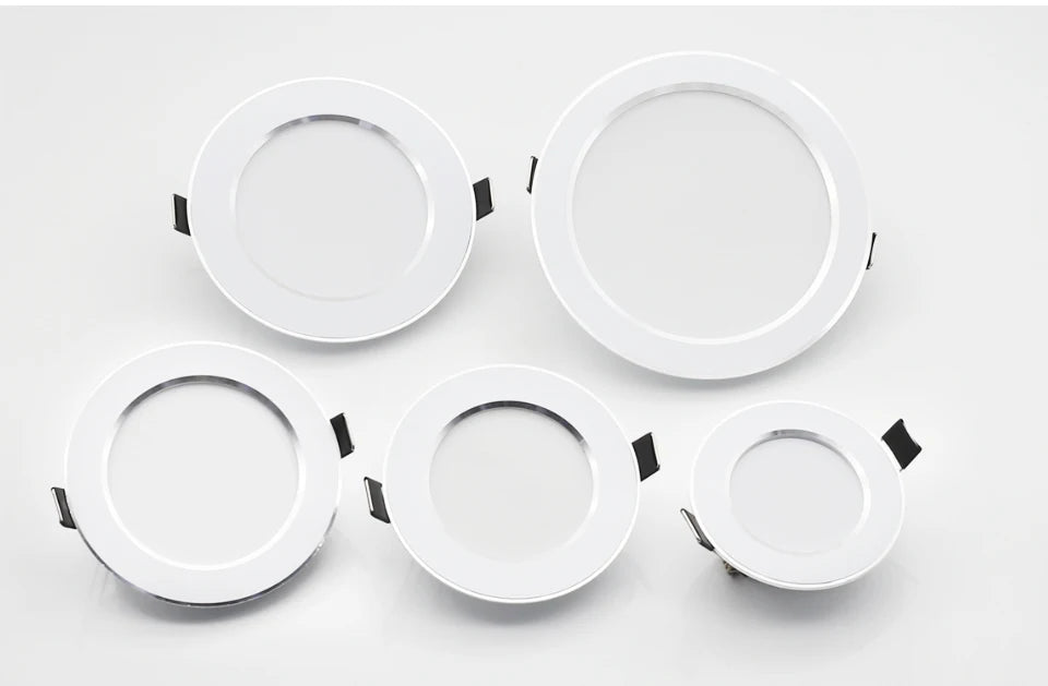 Simples Market five LED downlights, 220V recessed round ceiling lights in white.