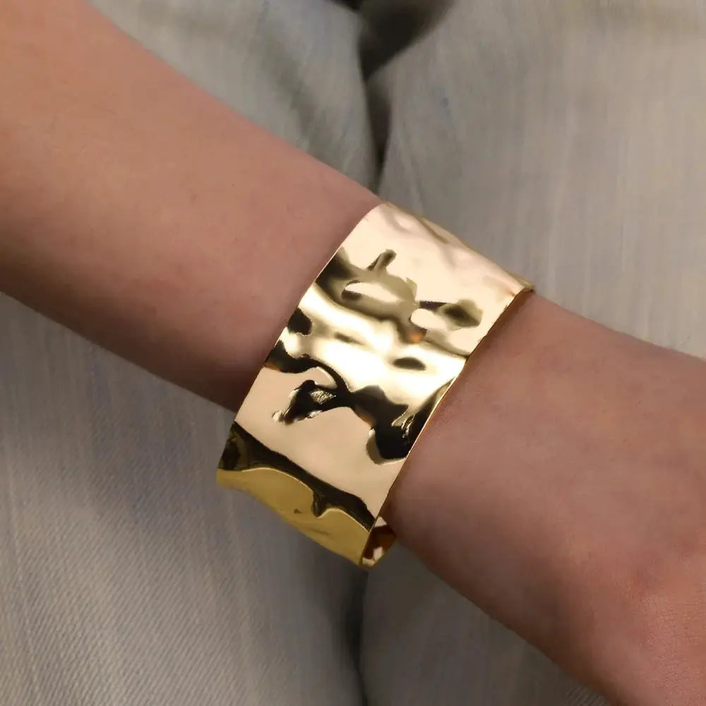 Exquisite Classic Bump Pattern Open Bangle Cuff Bracelet For Women Gold Color Stainless Steel Hand Ornament Gift