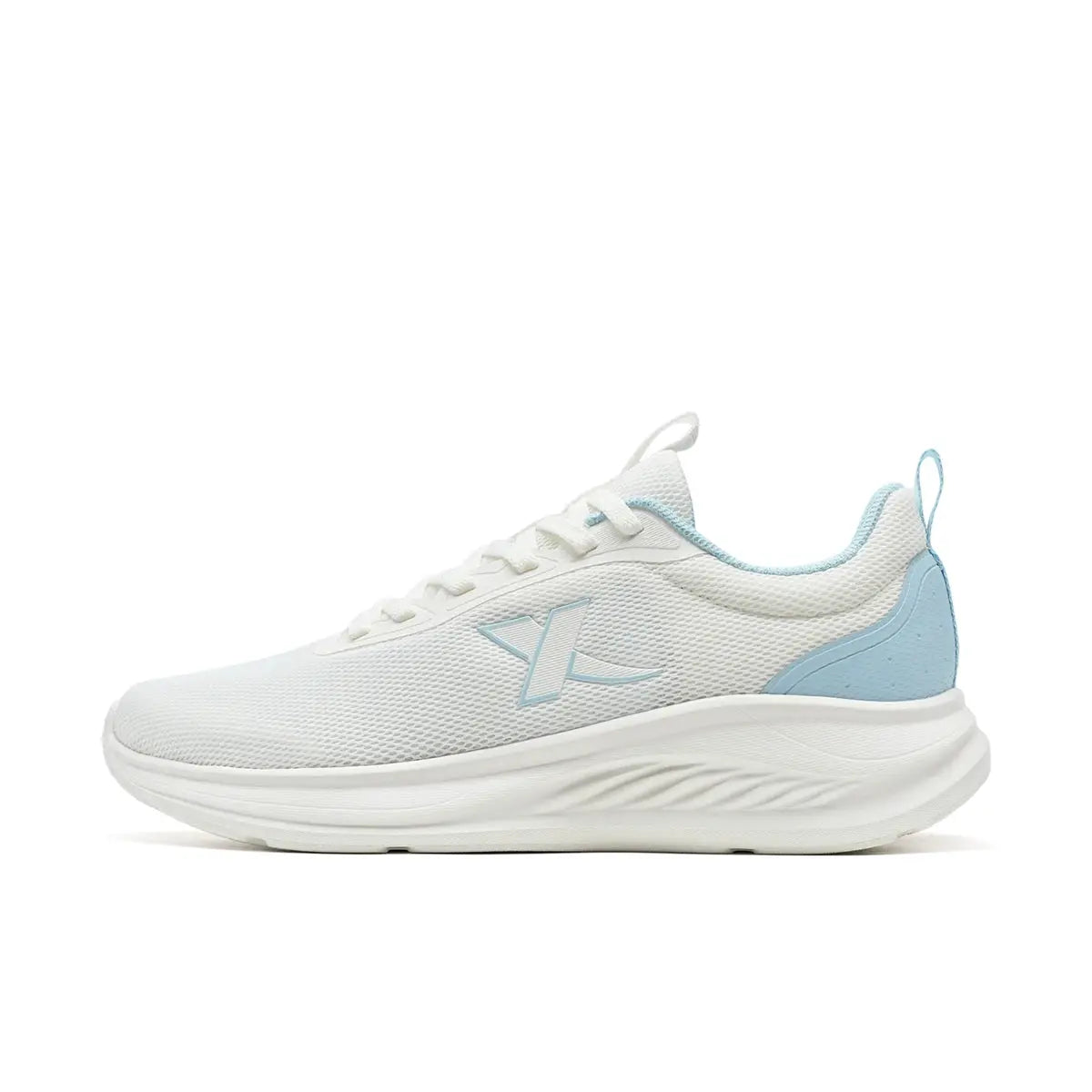 Xtep men's running shoes; white breathable mesh with light blue accents and cushioned sole