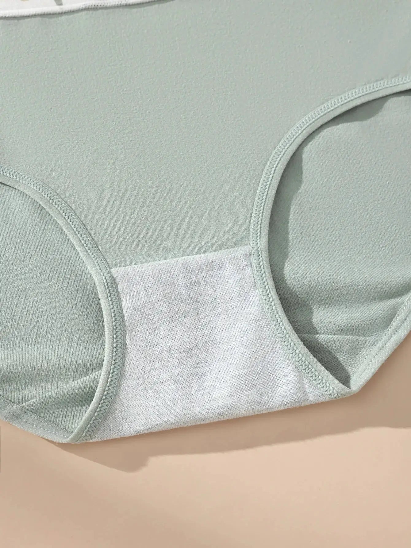 Simples Market 6-pack high-waist cotton briefs in pale green, breathable underwear