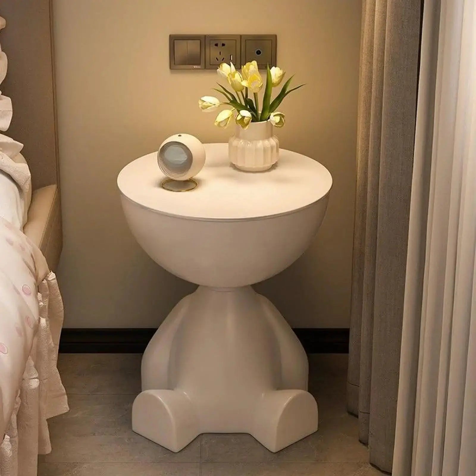 Bear Shaped End Table With Flat Head Figurine Movable Mini Side Table For Living Room Bedroom Balcony Small Apartment