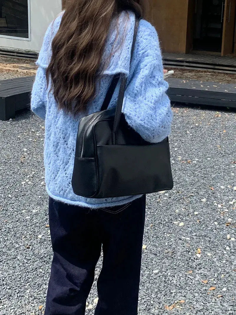 Korean Style Large Capacity Single Shoulder Women's Bag, black leather tote