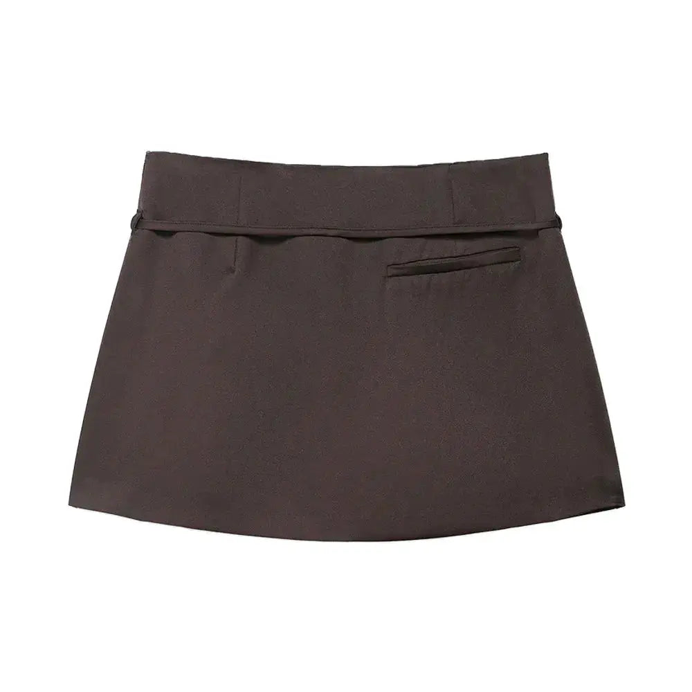 Women's solid brown skort with belt and side zipper, back pocket