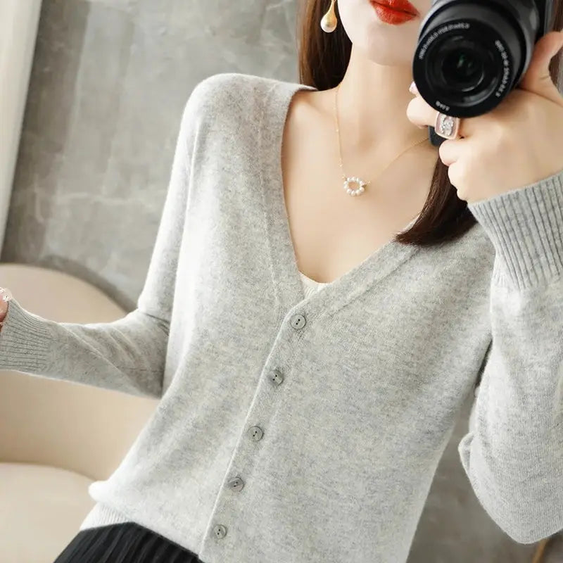 Zhi D035 V Neck Loose Knit Cardigan For Women Warmth And Daily Comfort For Autumn And Winter