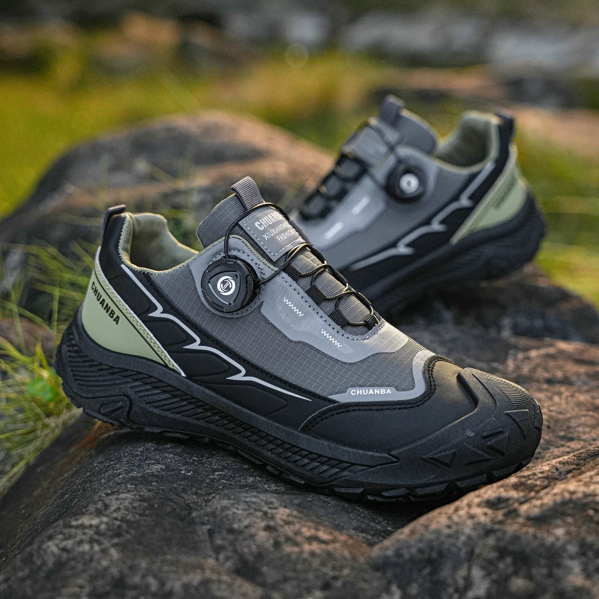Pair of CHUANBA men's casual sneakers in gray and olive-green, low-top breathable walking shoes