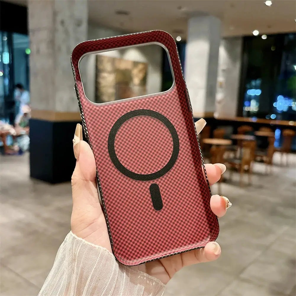 Kelvar carbon fiber phone case by Simples Market for iPhone 17 Pro Max, red checkered pattern with wireless charging