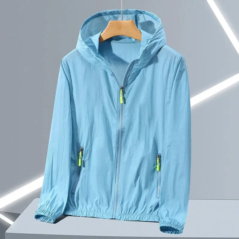 Light blue hooded UV-protection jacket for men with front zipper, breathable fabric and neon zip pulls
