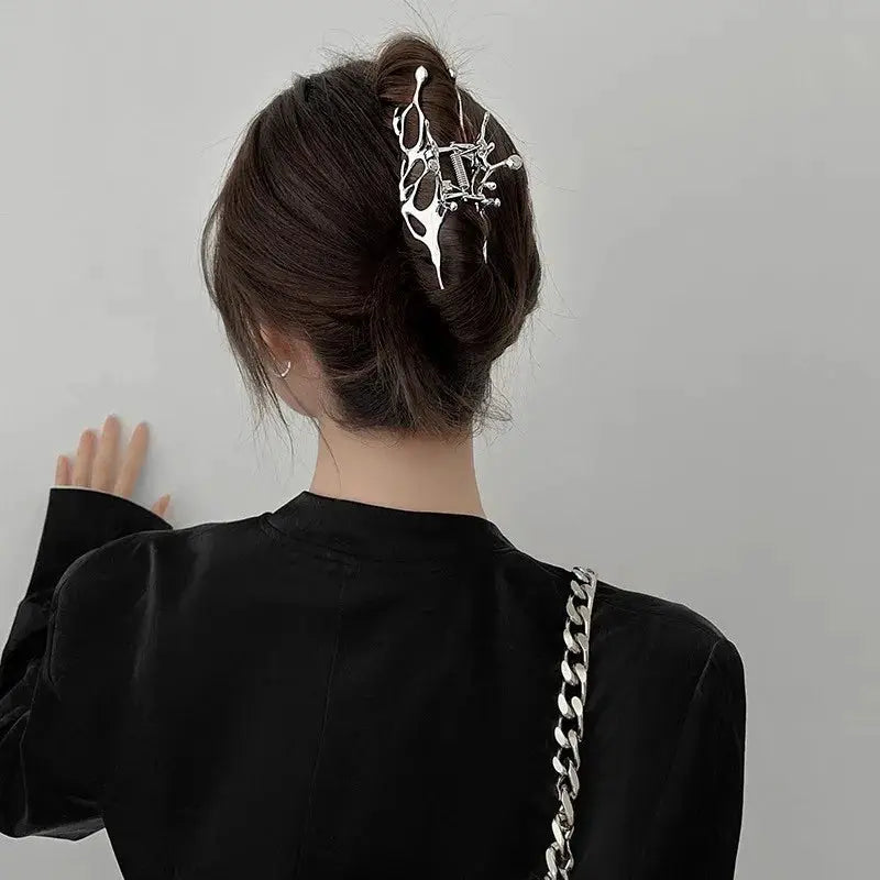Large Geometric Claw Clips for Women Silver Metal Shark Hair Clips Korean Fashion Grab Clamps Hair Accessories
