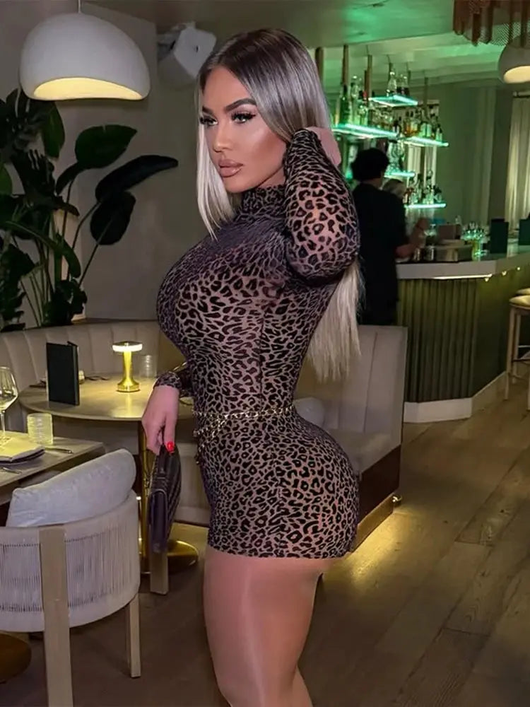 Leopard print high-neck long-sleeve romper, close-fitting, mini length