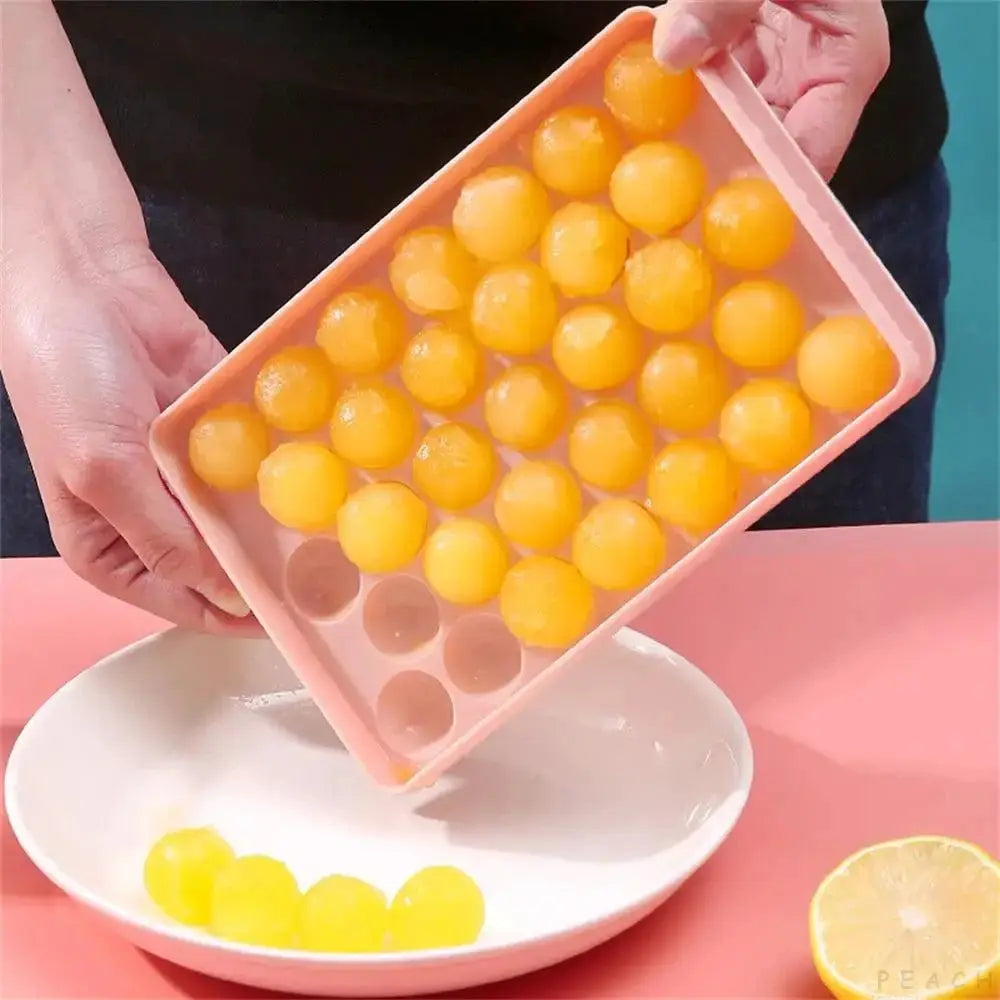 3D Round Ice Cube Tray With Lid For Ice Balls And Compartments 33 Cell Ice Mold Set