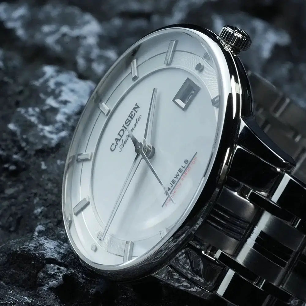 CADISEN ultra-thin stainless steel automatic wristwatch with white dial and sapphire crystal
