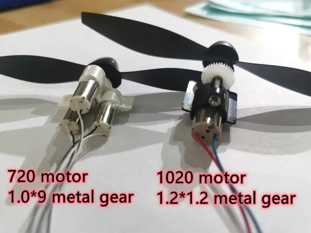 Two RC airplane motors with propellers; white 720 motor with 1.0×9 metal gear and black 1020 motor with 1.2×1.2 metal gear