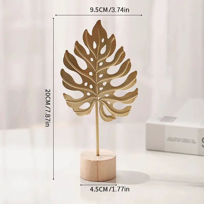 Nordic style iron ginkgo leaf ornament on a wooden base, gold finish, 1 piece by Simples Market