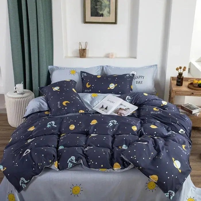 Simples Market four-piece space-themed navy cotton bedding set with planets, suns and astronauts