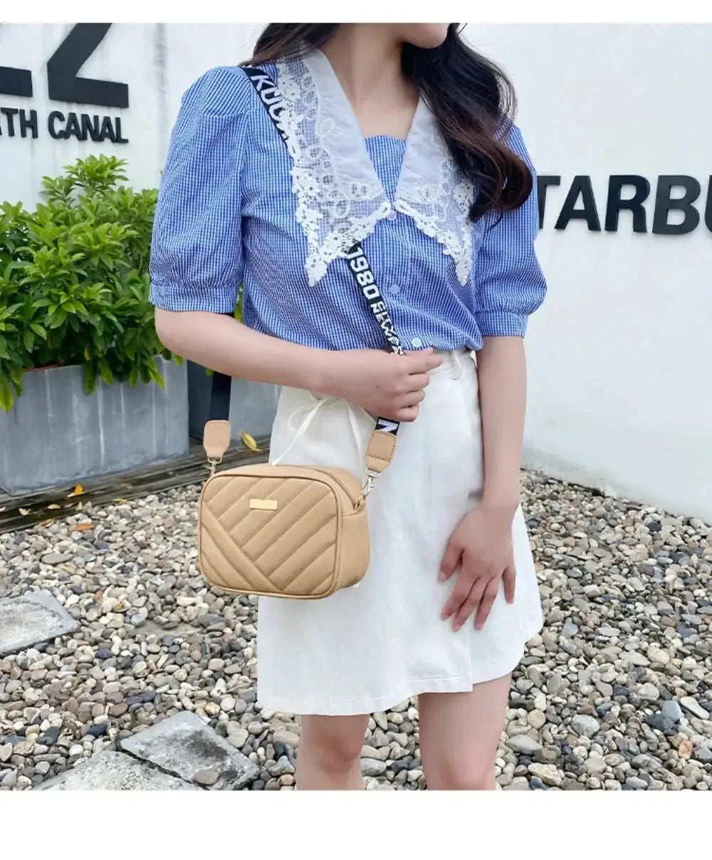 Shoulder bag beige quilted PU crossbody with adjustable strap by Simples Market