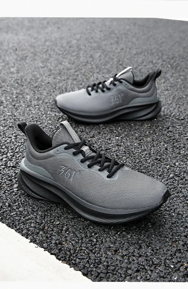 Simples Market 361 Degrees Fengye 5.0 gray running shoes, pair, breathable mesh upper and cushioned sole
