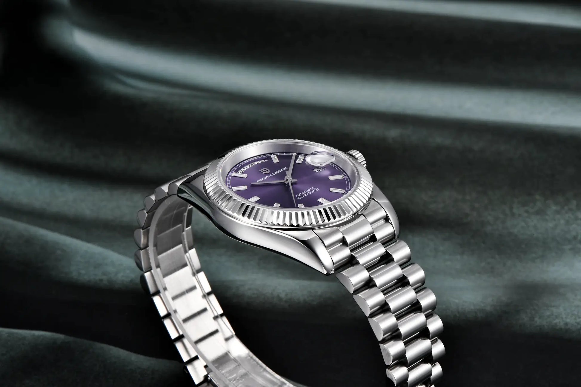 PAGANI DESIGN DD40 men's watch with stainless steel case and bracelet, purple dial and date magnifier
