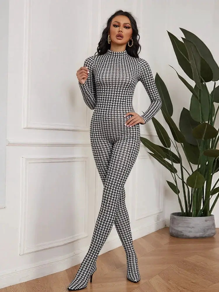 Sisterlinda houndstooth jumpsuit, black-and-white, long sleeves, turtleneck