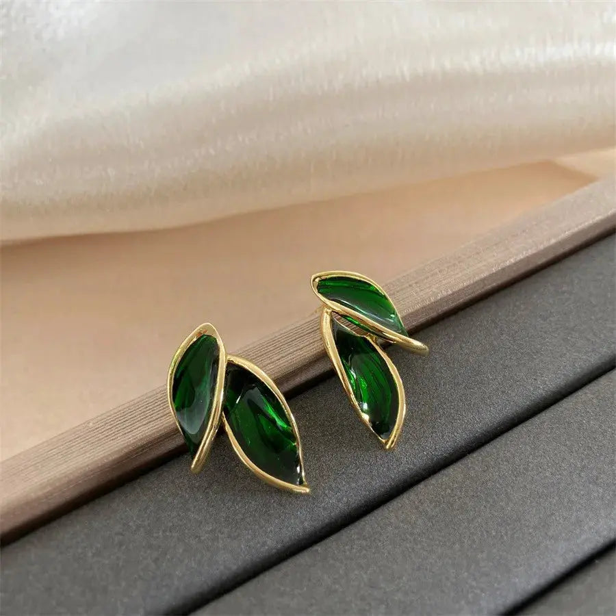 LATS New Korean Arrival Metal Trendy Grey Leaf Stud Earrings For Women Fresh Sweet Fashion Jewelry Gifts 2024