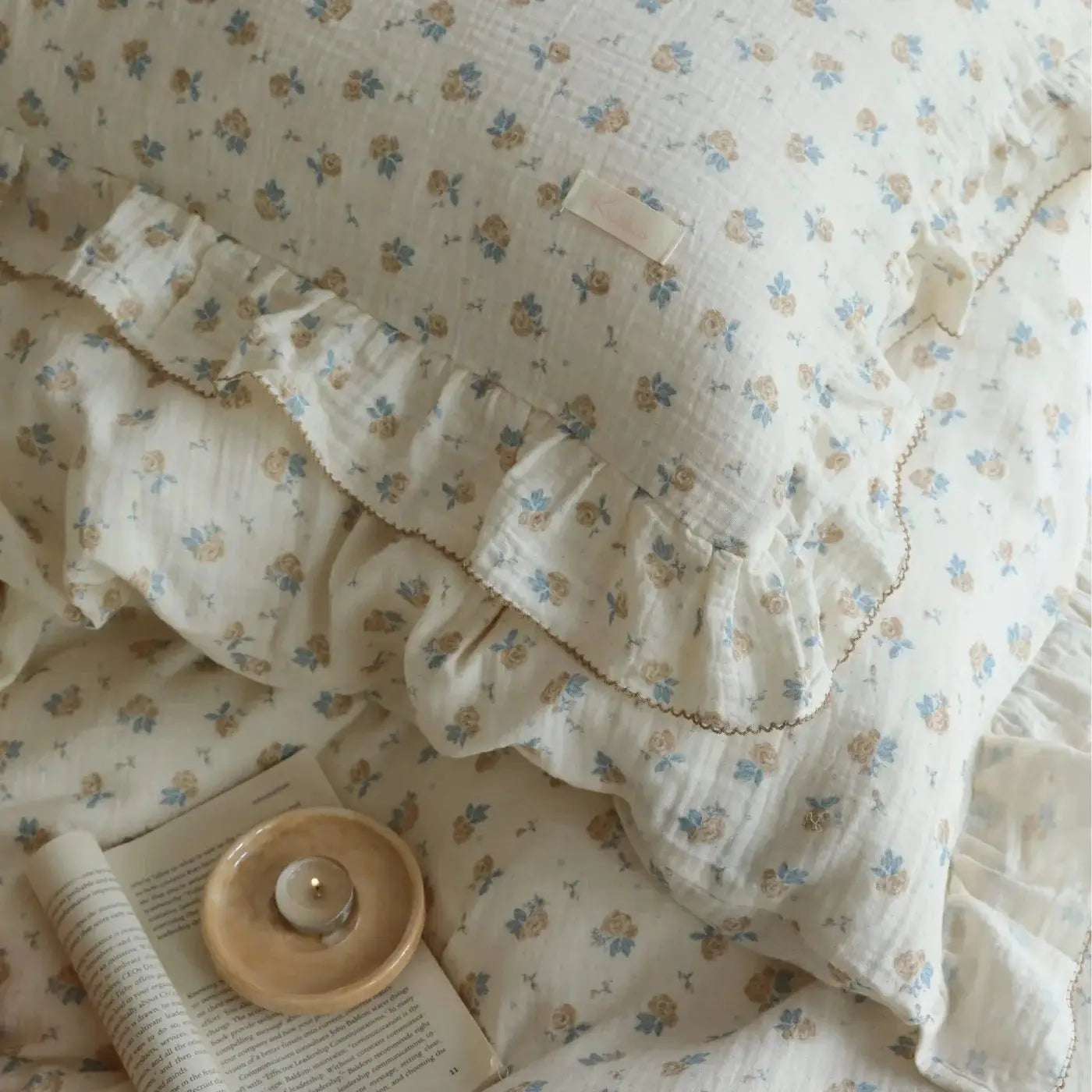 INS Princess floral gauze cotton bedding set with ruffle edge, cream with blue and tan flowers, 3-piece