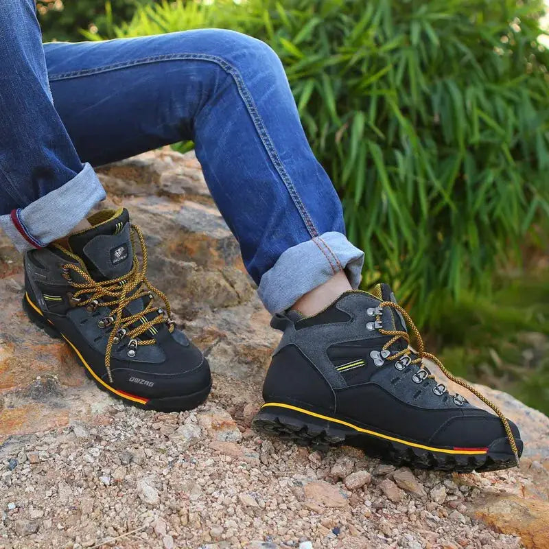 Men Hiking Shoes Outdoor Mountain Climbing Sneakers Waterproof All Terrain Casual Snow Boots