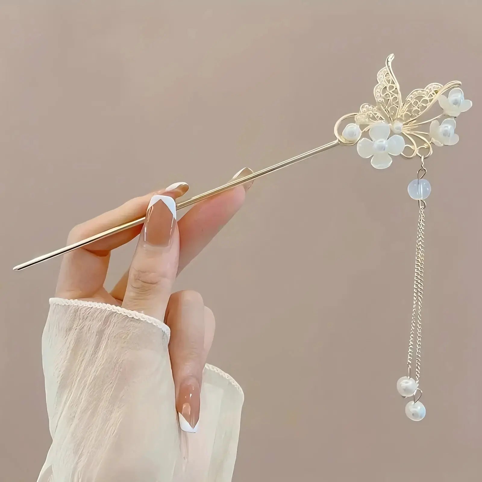 Elegant Chinese Style Tassel Hair Stick Durable Alloy With Traditional Floral Design Hairpin For Women