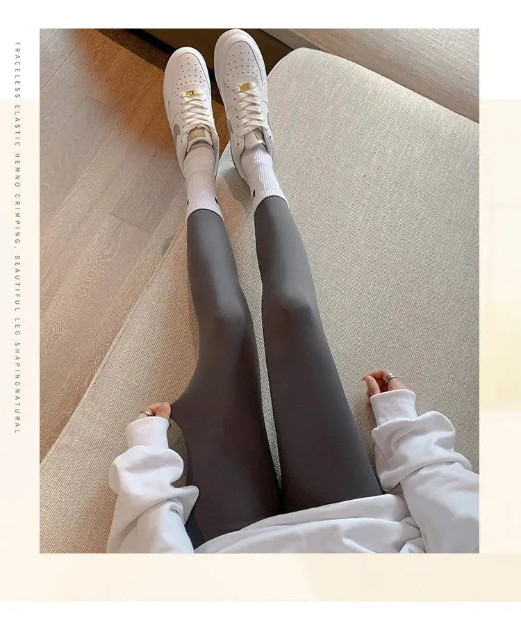 BIVIGAOS brushed shark leggings for women by Simples Market, high-waist seamless black athletic leggings.