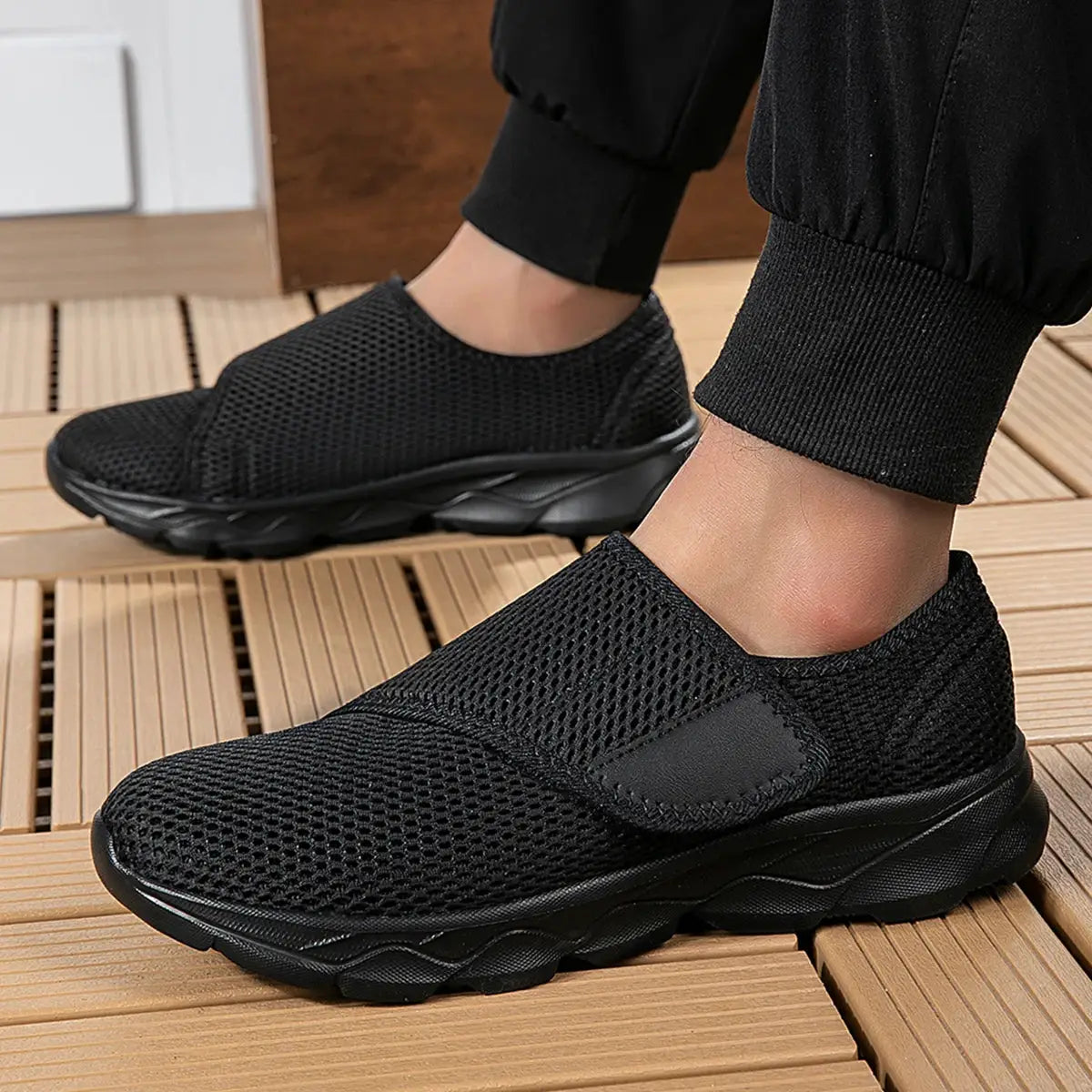 Orthopedic Walking Shoes for Wide and Swollen Feet Diabetic Foot Care Thumb Eversion Adjust Cushioned Comfort