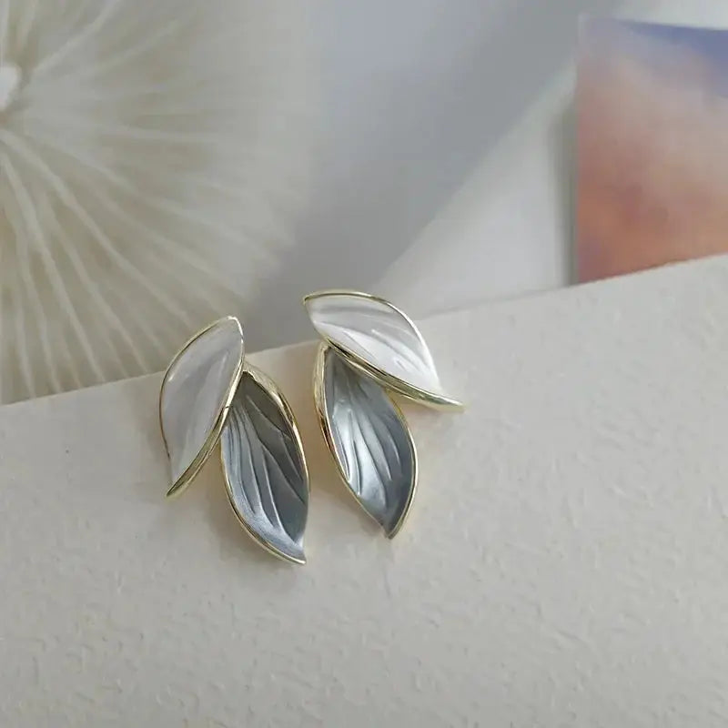 LATS New Korean Arrival Metal Trendy Grey Leaf Stud Earrings For Women Fresh Sweet Fashion Jewelry Gifts 2024