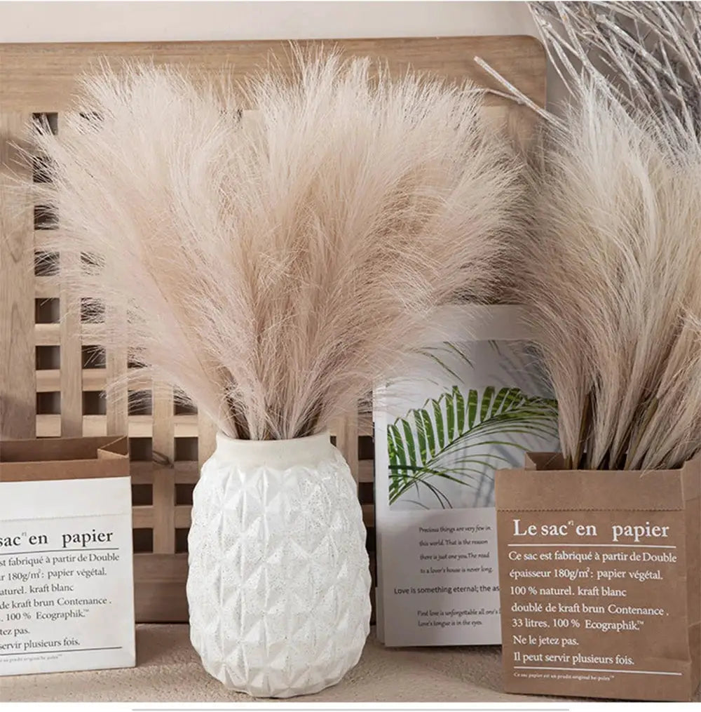 Pampas grass bundles, 2 pcs, by Simples Market in a white geometric vase for beige boho decor, 42cm