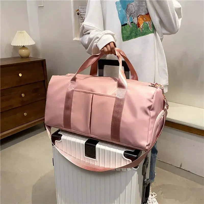 Fitness bag for women, pink with dry-wet separation, waterproof, large-capacity travel/yoga bag