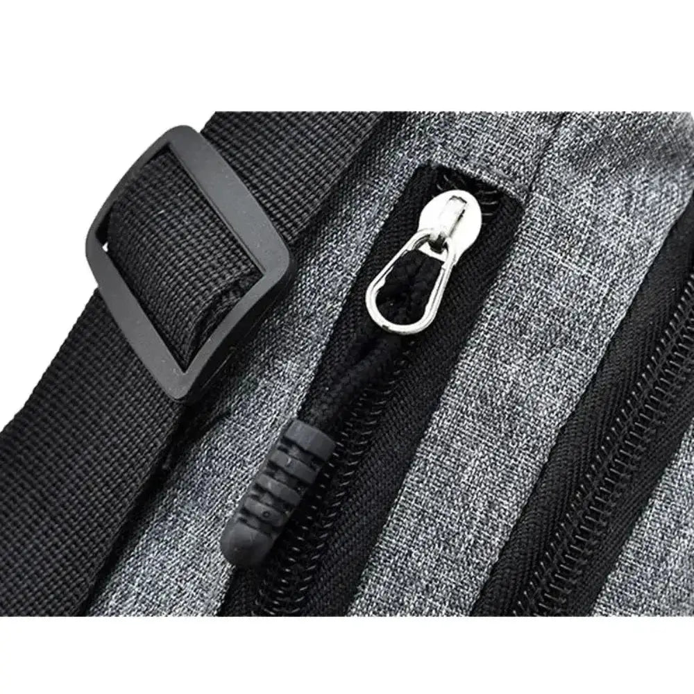 Simples Market 2024 mobile waist bag for men and women, large-capacity grey belt bag with zipper and adjustable strap.
