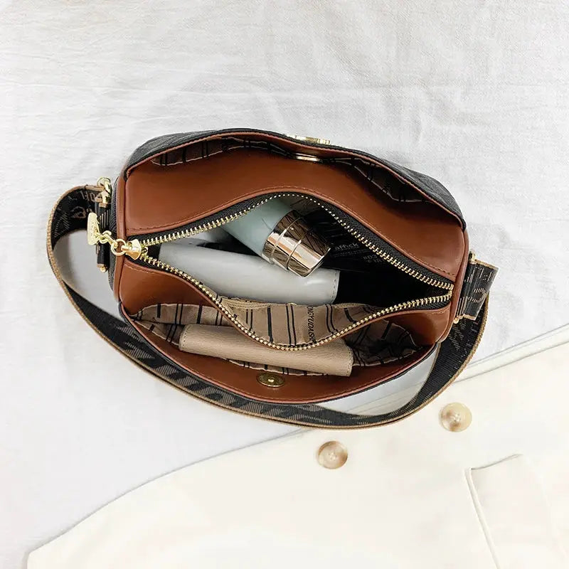 Famous Designer Womens Messenger Bag Crossbody In Luxury PU Leather With Durable Checkered Design