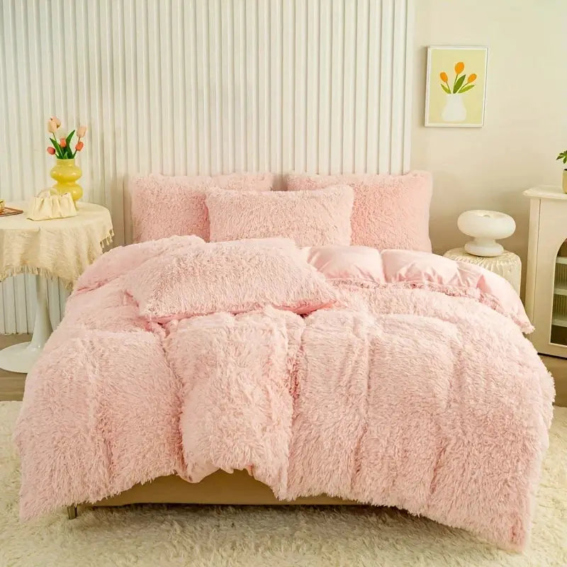 3-piece pink plush duvet cover set by Simples Market on a fluffy bed with matching pillows