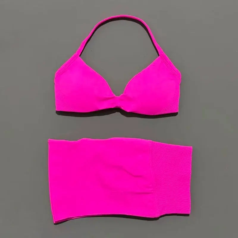 Histello 2 Piece Women Yoga Set Strappy Bra Top Scrunch Shorts