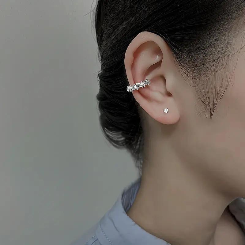 Simples Market irregular star ear cuff clip earring in silver-tone with crystals; small stud shown (two earrings).