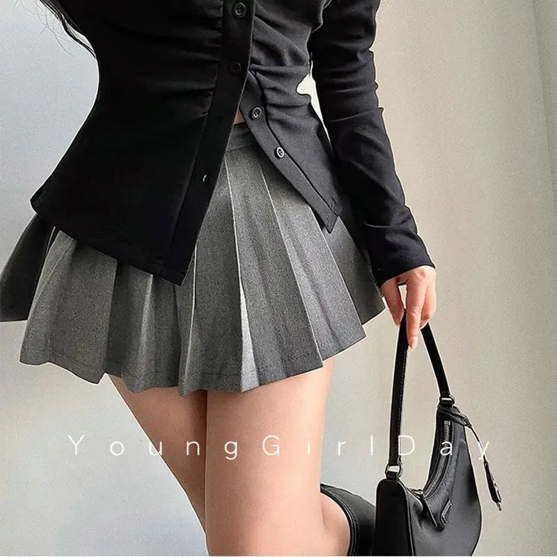 Pleated skirt with built-in shorts, gray high-waist A-line mini, Simples Market