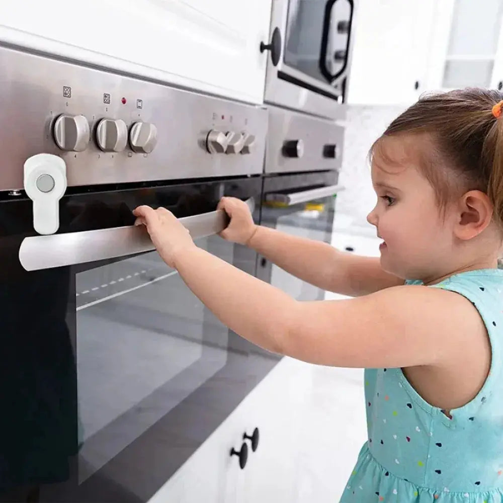 Simples Market white plastic baby oven door lock with anti-opening buckle for child safety