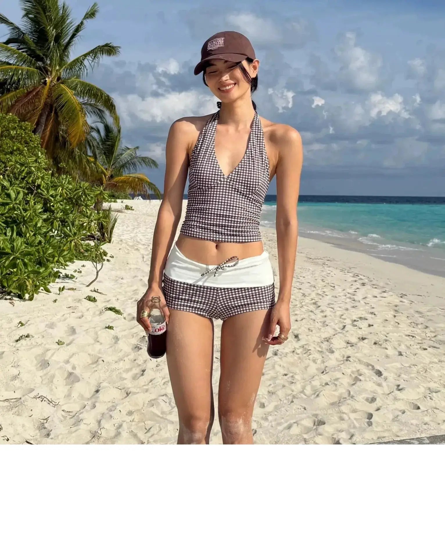 Simples Market black-and-white checkered bikini set, halter top with high-waist bottoms