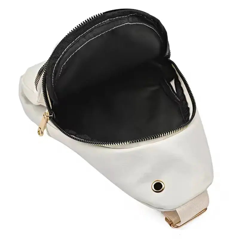 Minimalist large-capacity women's chest bag, white with black lining and gold zipper, Simples Market crossbody bag