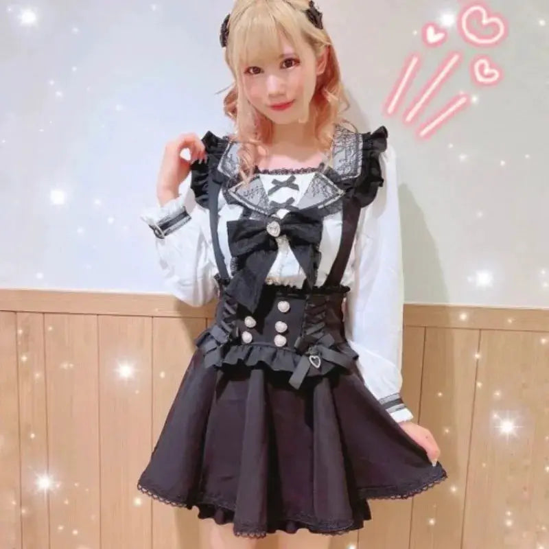 Gothic Lolita ribbon short suspender skirt, black solid A-line mini with lace trim and bow belt