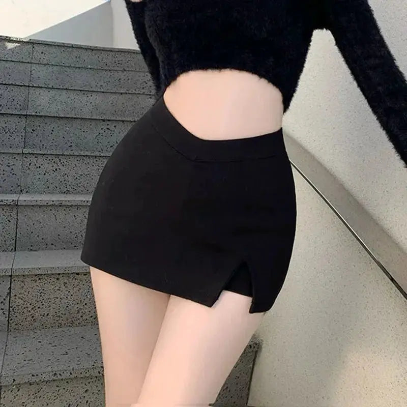 Simples Market black split mini skirt with high waist and front slit, streetwear/korean party fashion