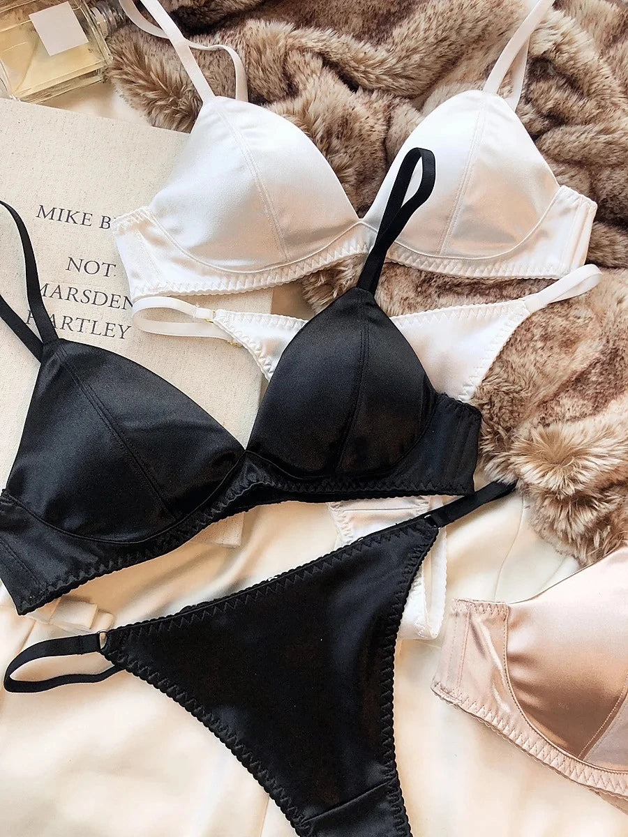 Summer Women Wireless Bra And French Bralette Thong Set Triangle Cup