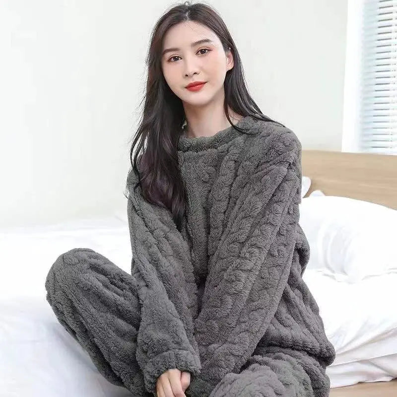 Cozy Velvet Two Piece Pajama Set With Fleece Lining Coral Velvet For Extra Warmth Women Homewear
