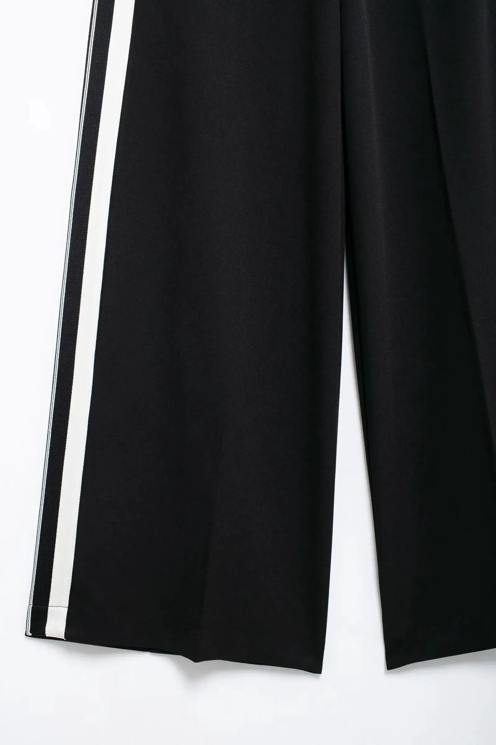 2024 New Women Patchwork Black White Baggy Pants Short Jacket Set