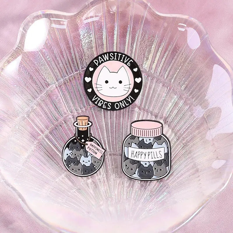 Certified Cat Lady Enamel Pin Cute Kitten Lapel Brooch Cartoon Jewelry Gift For Cat Lovers Friends Kids