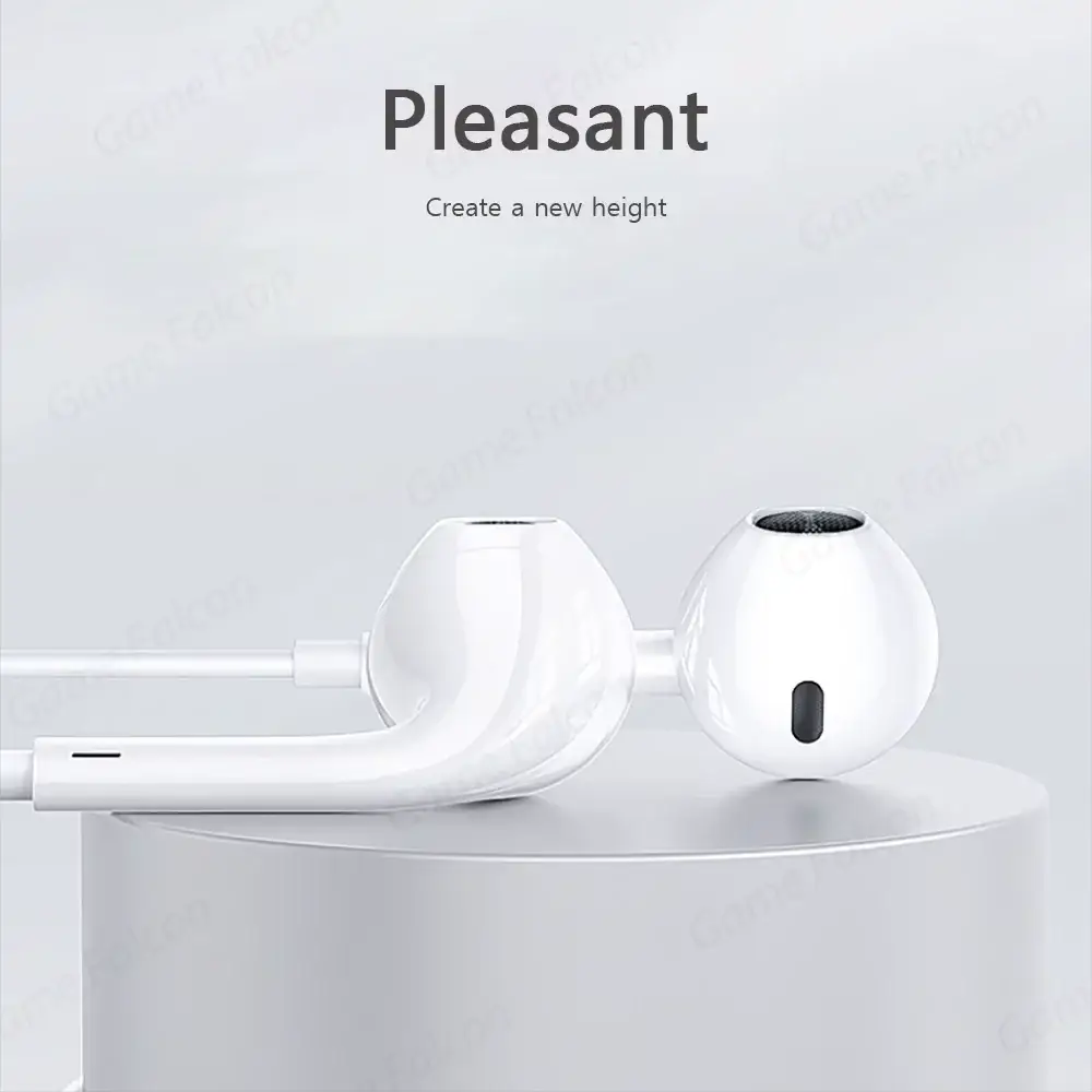 White wired earphones pair by Simples Market; compatible with iPhone, Samsung, Xiaomi tablets