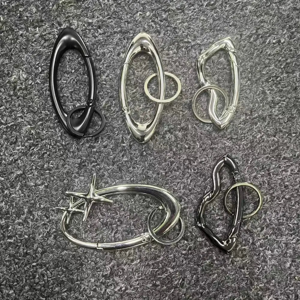 Y2K Punk Star Carabiner Keychain Axe Shaped Mountaineering Key Ring Gothic Backpack Decor Korean Fashion