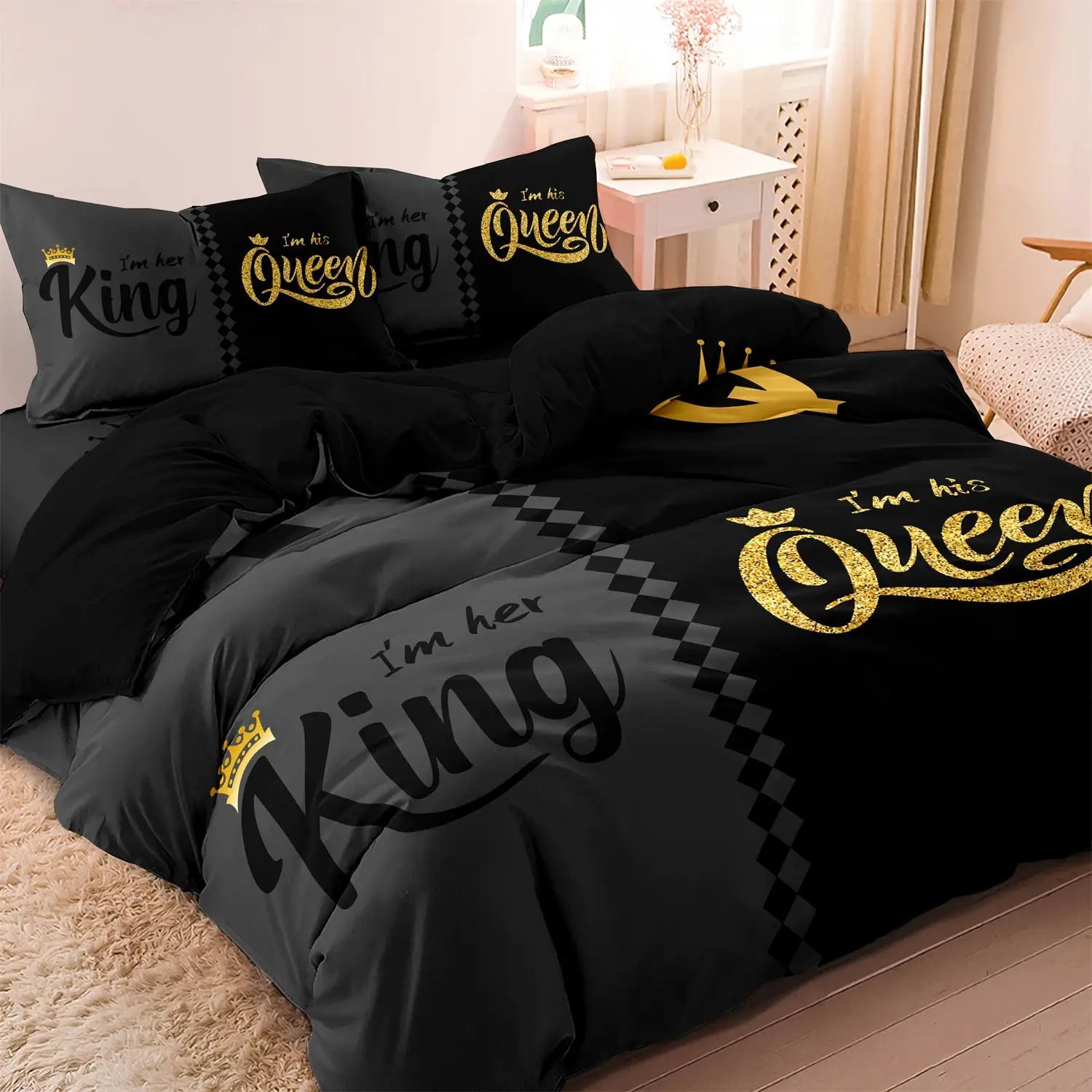 Simples Market 3pc queen/king crown-printed bedding set in black and gray with gold accents; duvet cover and pillowcases
